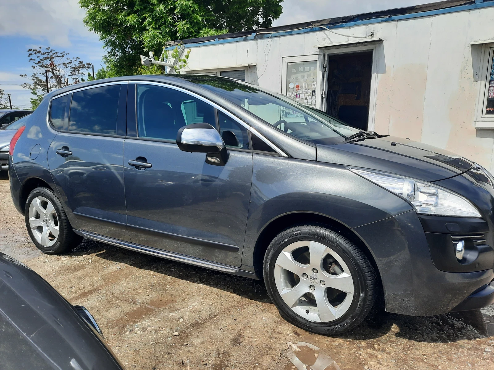 Peugeot 3008 150хл.км КАТО НОВА Е - изображение 5
