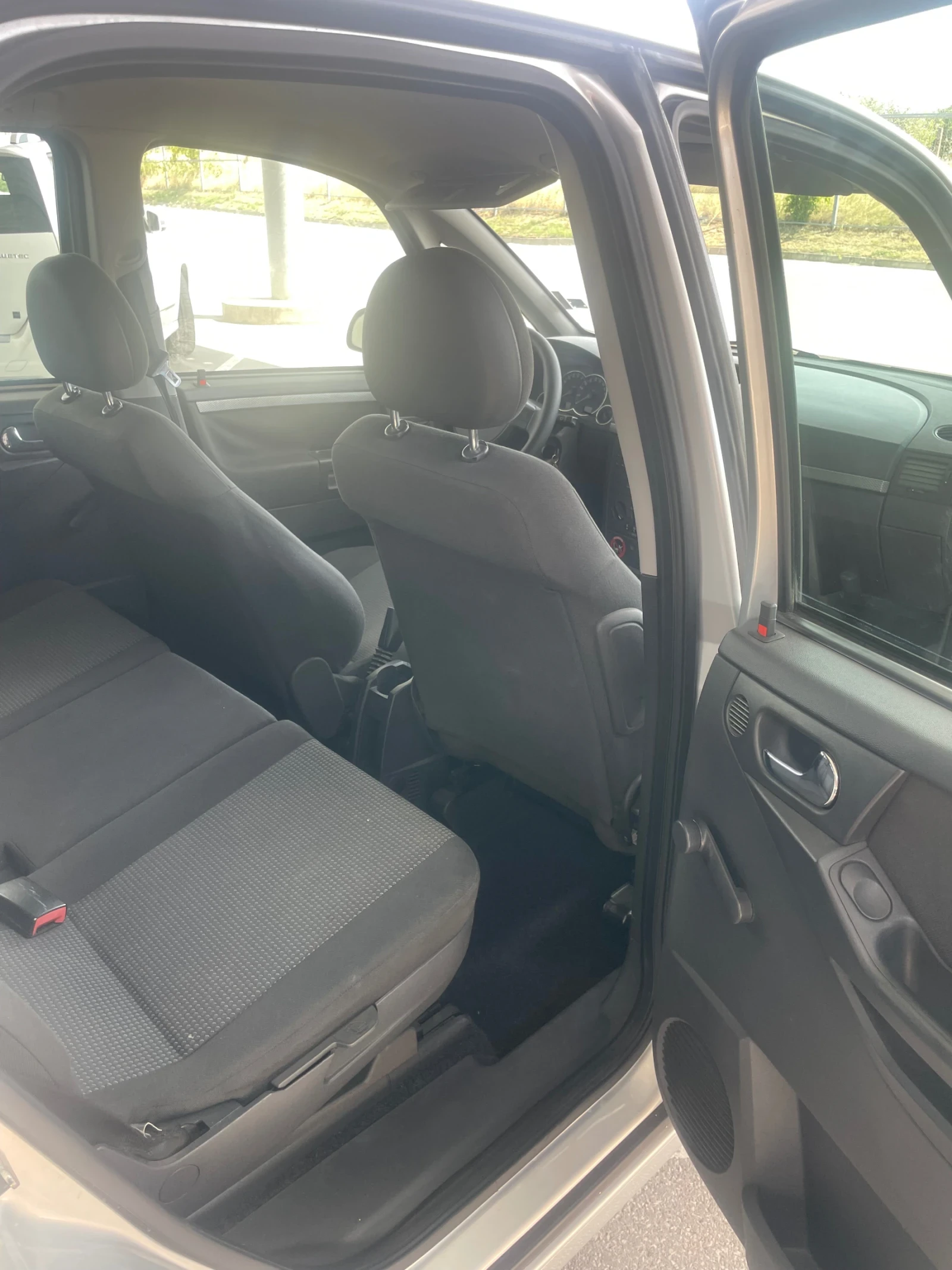 Opel Meriva 1.6i Facelift Бензин/Газ Клима | Mobile.bg — изображение 11