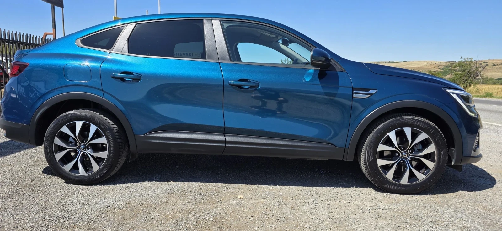 Renault Arkana 1.6 Hybrid E-Tech-145 hp - изображение 6