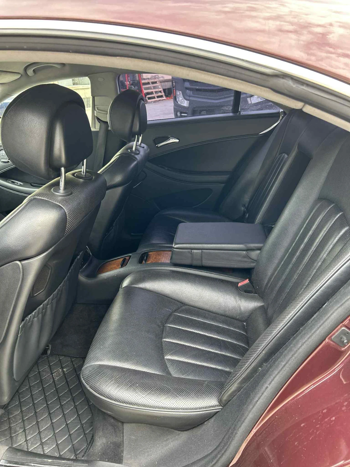 Mercedes-Benz CLS 320 320CDI 224k.c | Mobile.bg — изображение 8