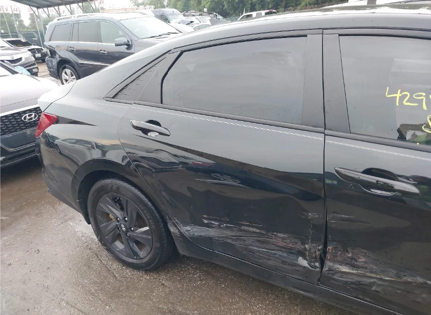 Hyundai Elantra SEL - изображение 9