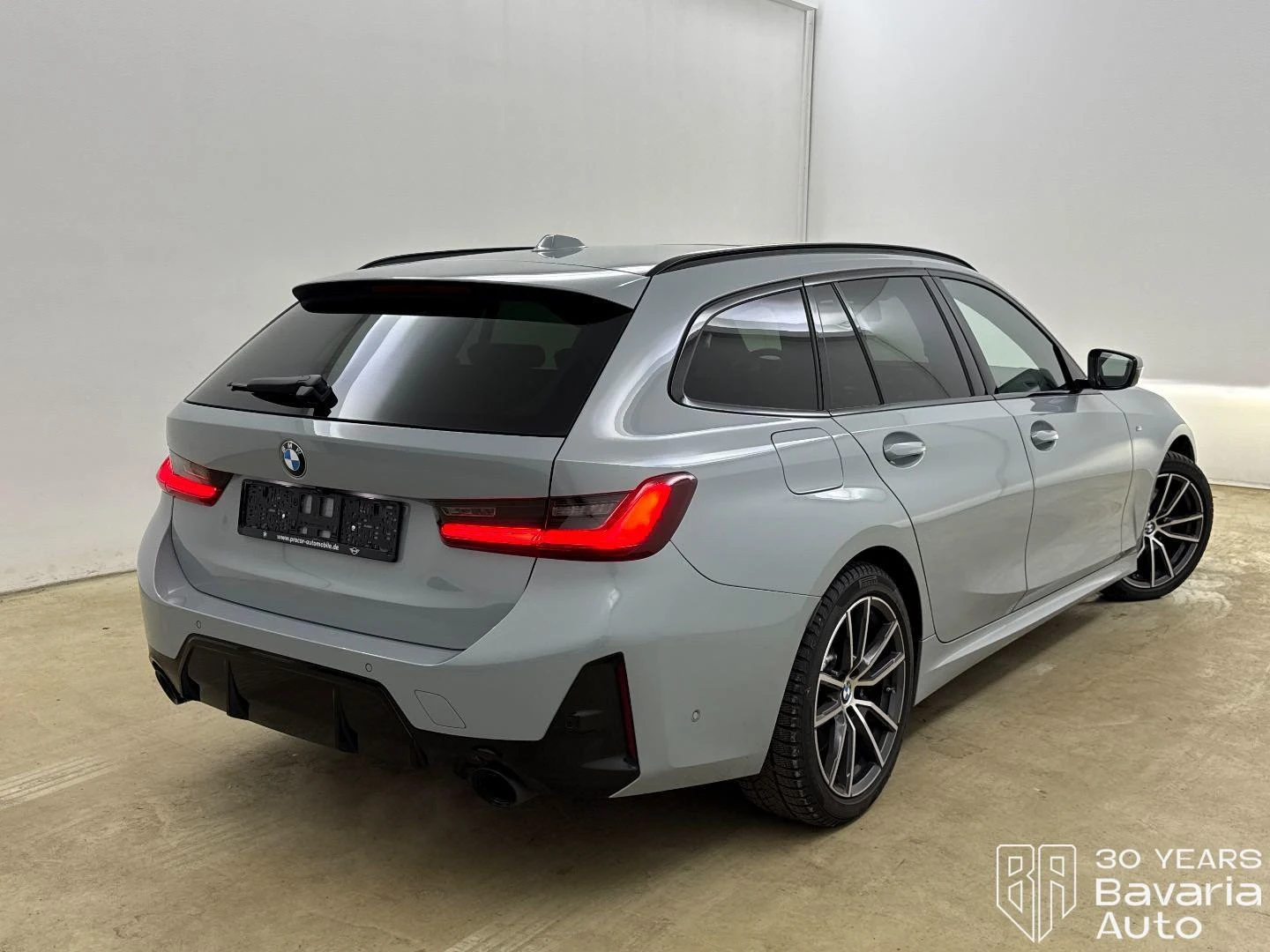 BMW 330 d xDrive Touring M Sport Paket Sportautomatic | Mobile.bg   3