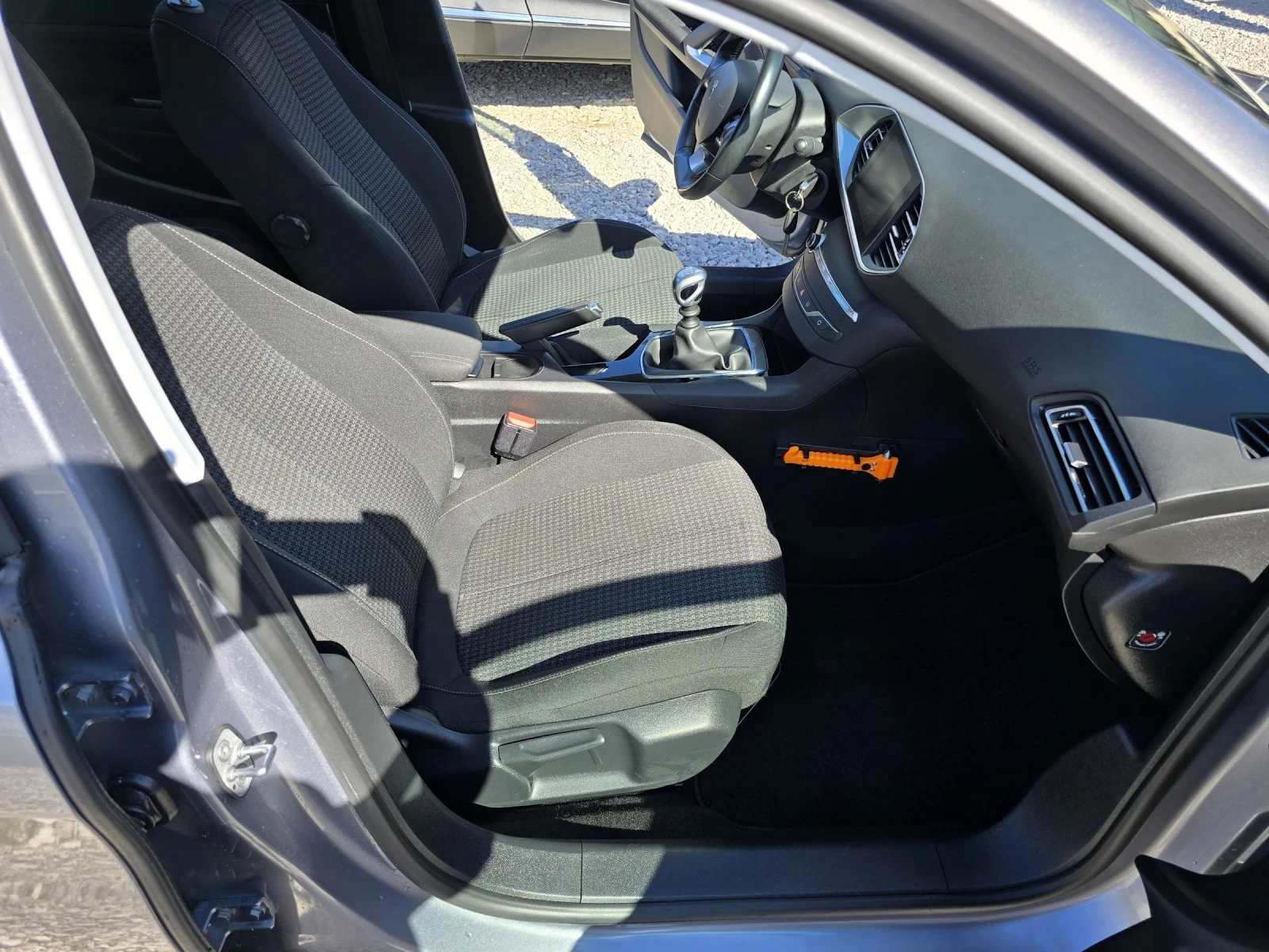 Peugeot 308 1.5 HDI 130kc | Mobile.bg � ����������� 11