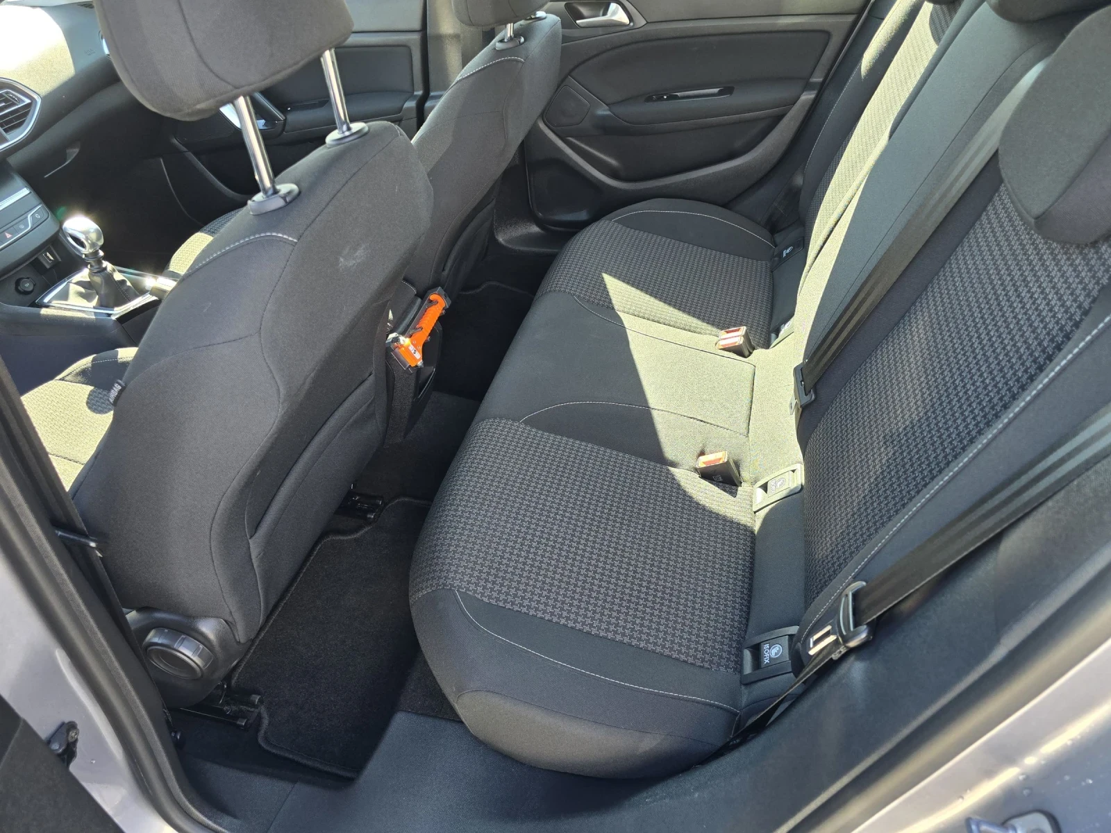 Peugeot 308 1.5 HDI 130kc | Mobile.bg � ����������� 12