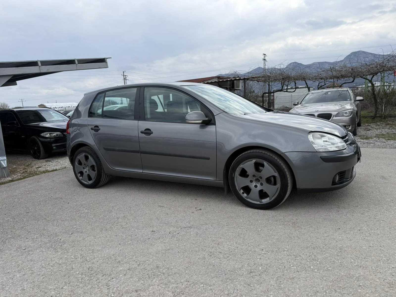 VW Golf 1.9TDI 105kc 6ck., снимка 4 - Автомобили и джипове - 53976189