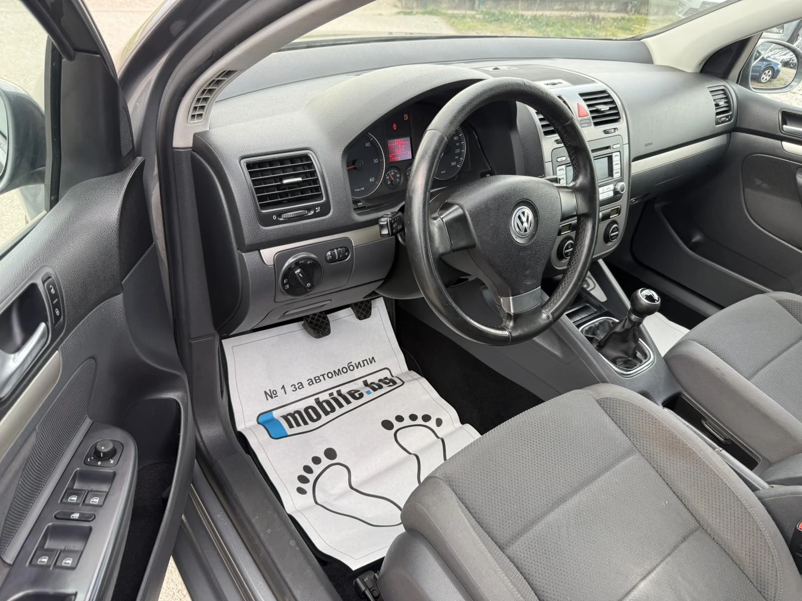 VW Golf 1.9TDI 105kc 6ck., снимка 11 - Автомобили и джипове - 53976189