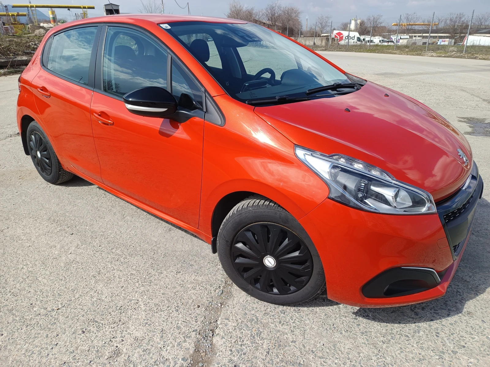 Peugeot 208 1, 2 ACT PT 82 5T, снимка 2 - Автомобили и джипове - 53979256