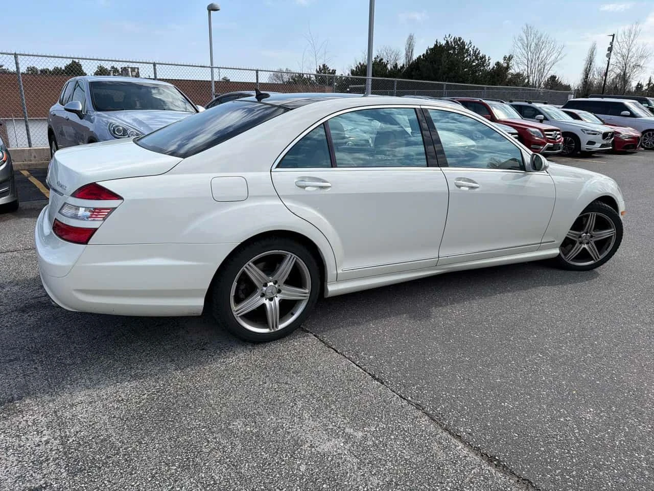 Mercedes-Benz S 550 4MATIC * МАСАЖИ* ПОДГРЕВ* ОБДУХВАНЕ* ПАНОРАМА* , снимка 4 - Автомобили и джипове - 54094371