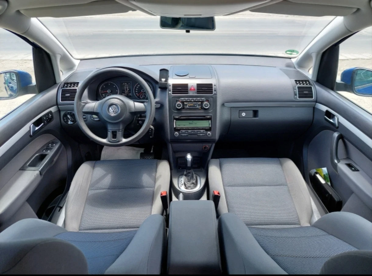 VW Touran 1.6tdi Automatik Webasto печка Германия , снимка 15 - Автомобили и джипове - 54194125