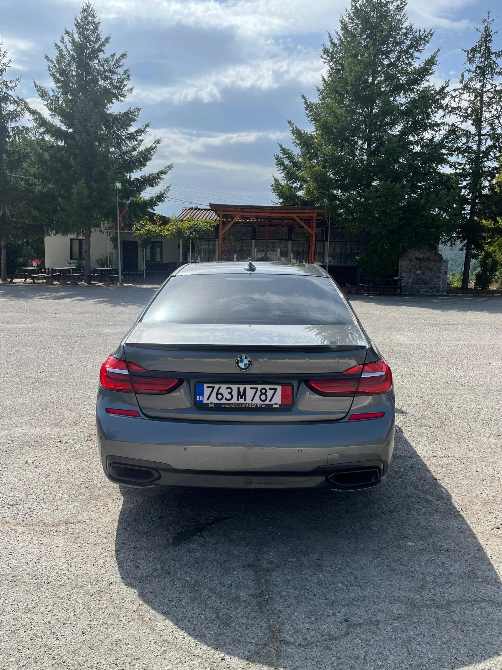 BMW 750, снимка 6 - Автомобили и джипове - 54548863
