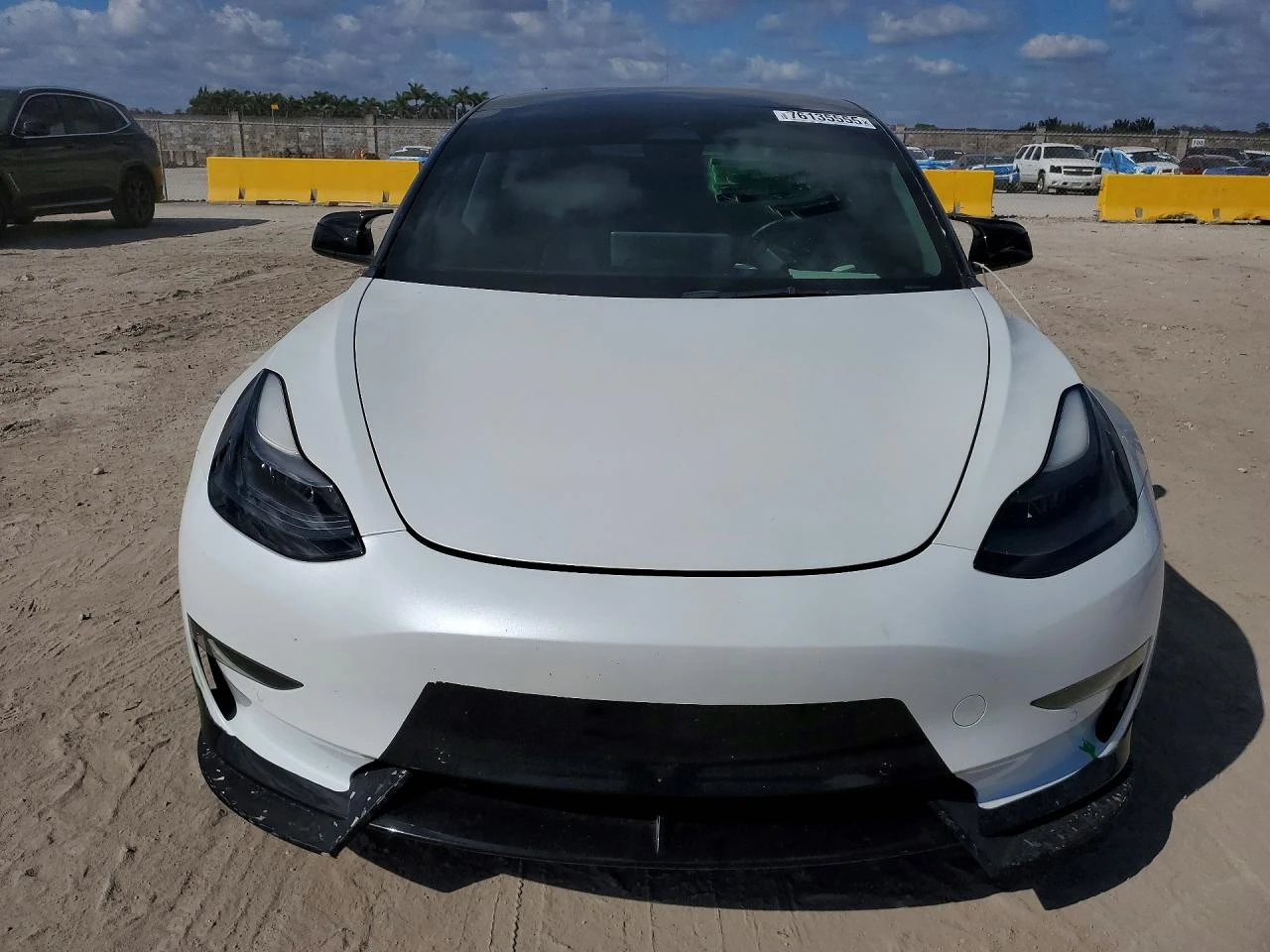Tesla Model 3 * реални км* 4х4* 