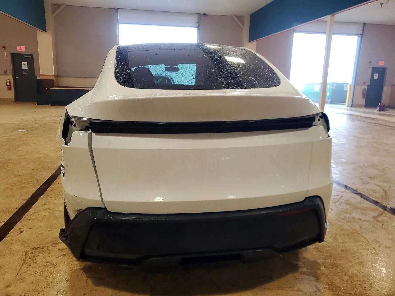Tesla Model Y Premium RWD, снимка 6 - Автомобили и джипове - 54558026