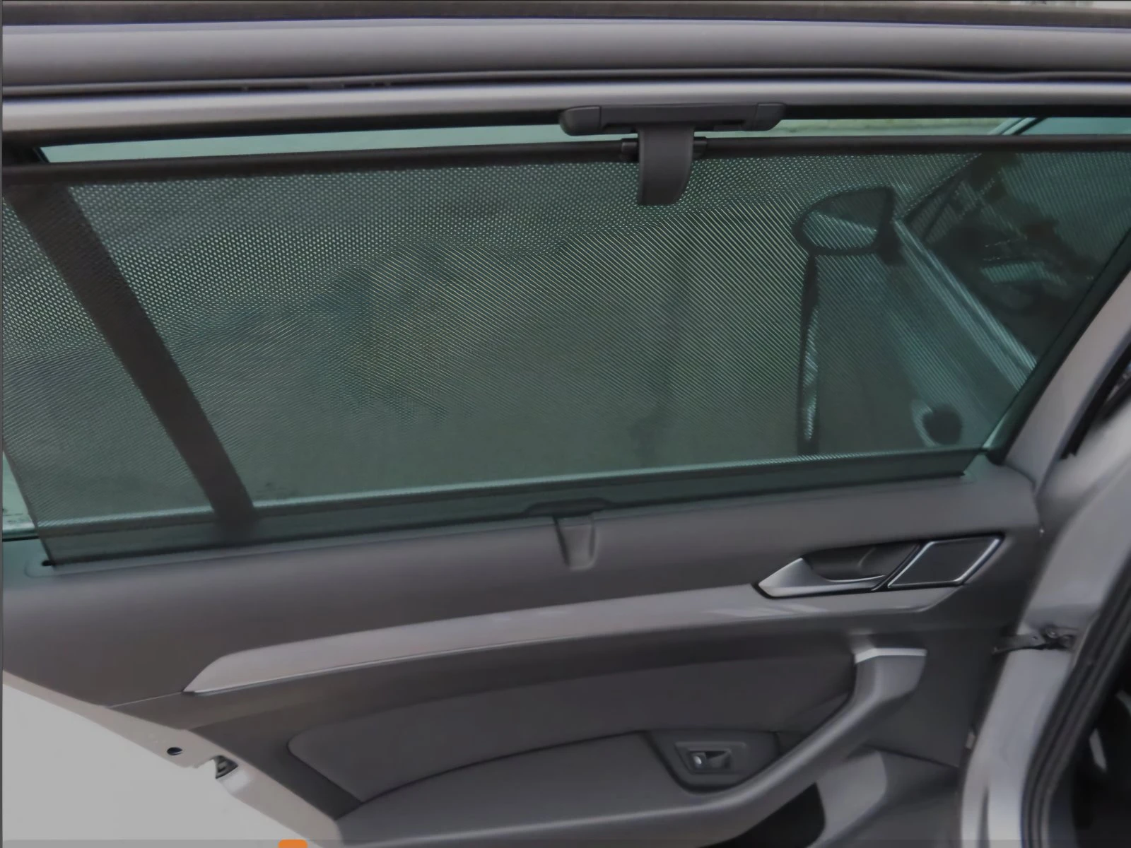 VW Passat 2.0, снимка 6 - Автомобили и джипове - 54595837