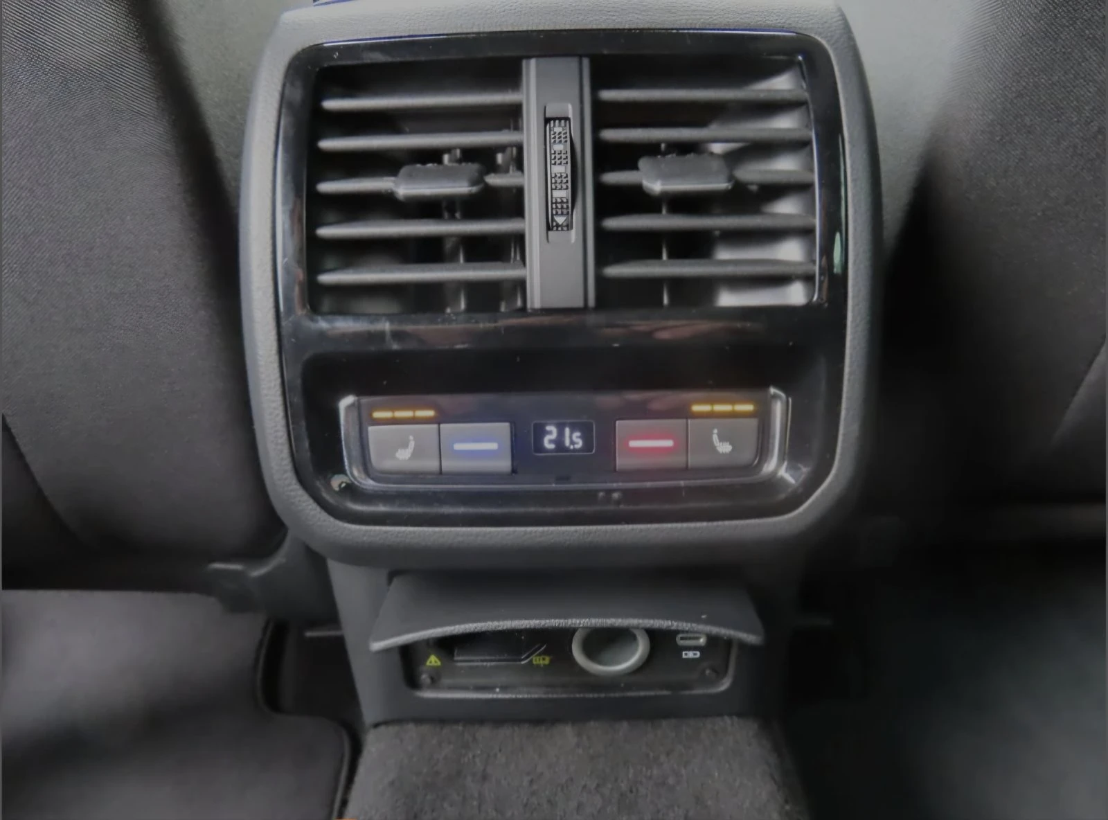 VW Passat 2.0, снимка 17 - Автомобили и джипове - 54595837