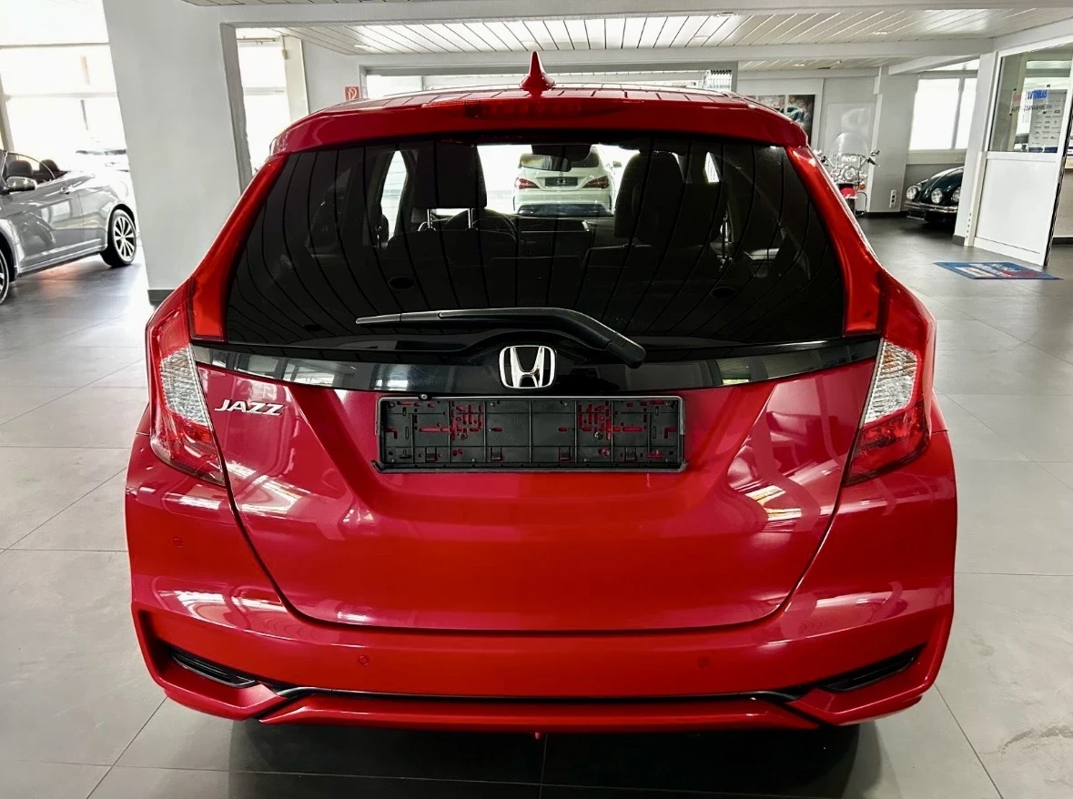 Honda Jazz 1.3i Elegance Facelift, Led, Keyless 61400km, снимка 5 - Автомобили и джипове - 54646282