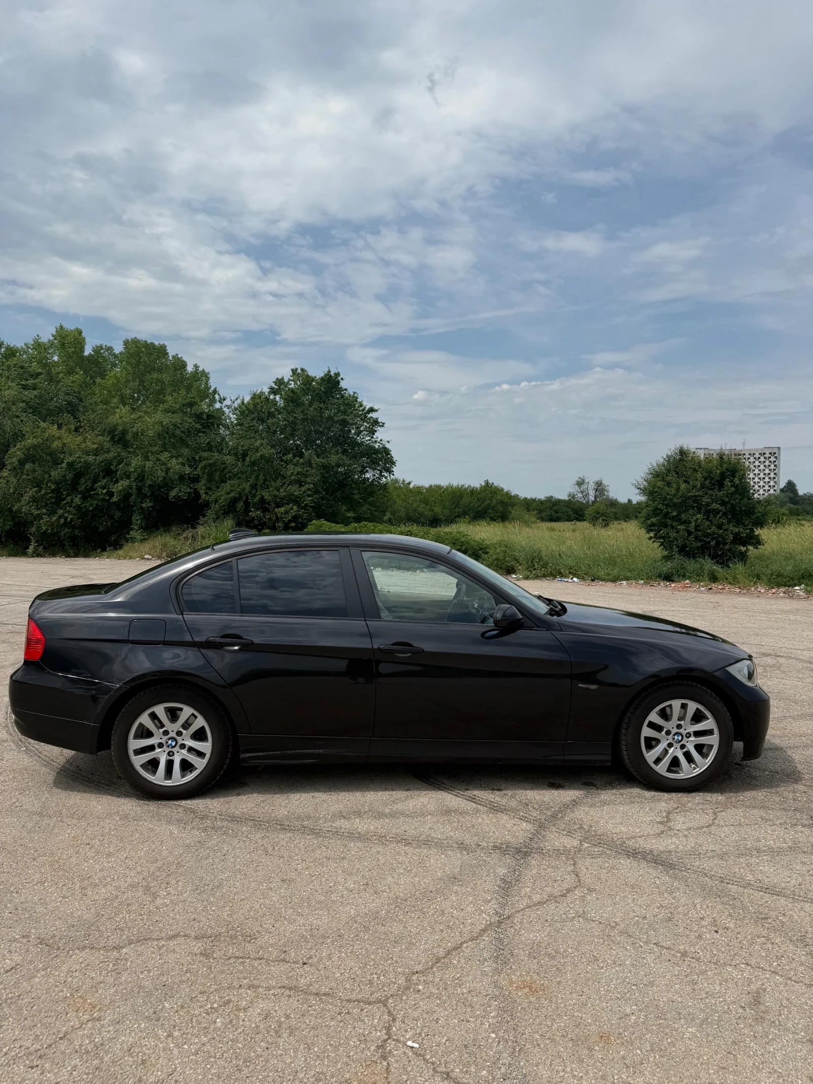 BMW 320, снимка 6 - Автомобили и джипове - 54738917
