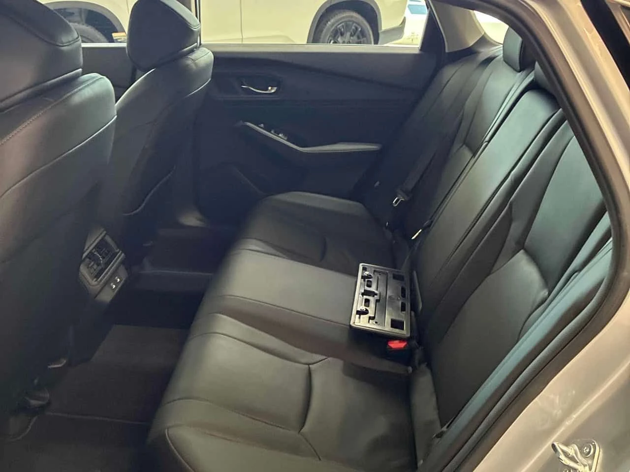 Honda Accord * Touring * CARFAX * ПАНО * KEYLESS * ПОДГРЕВ, снимка 15 - Автомобили и джипове - 54750252