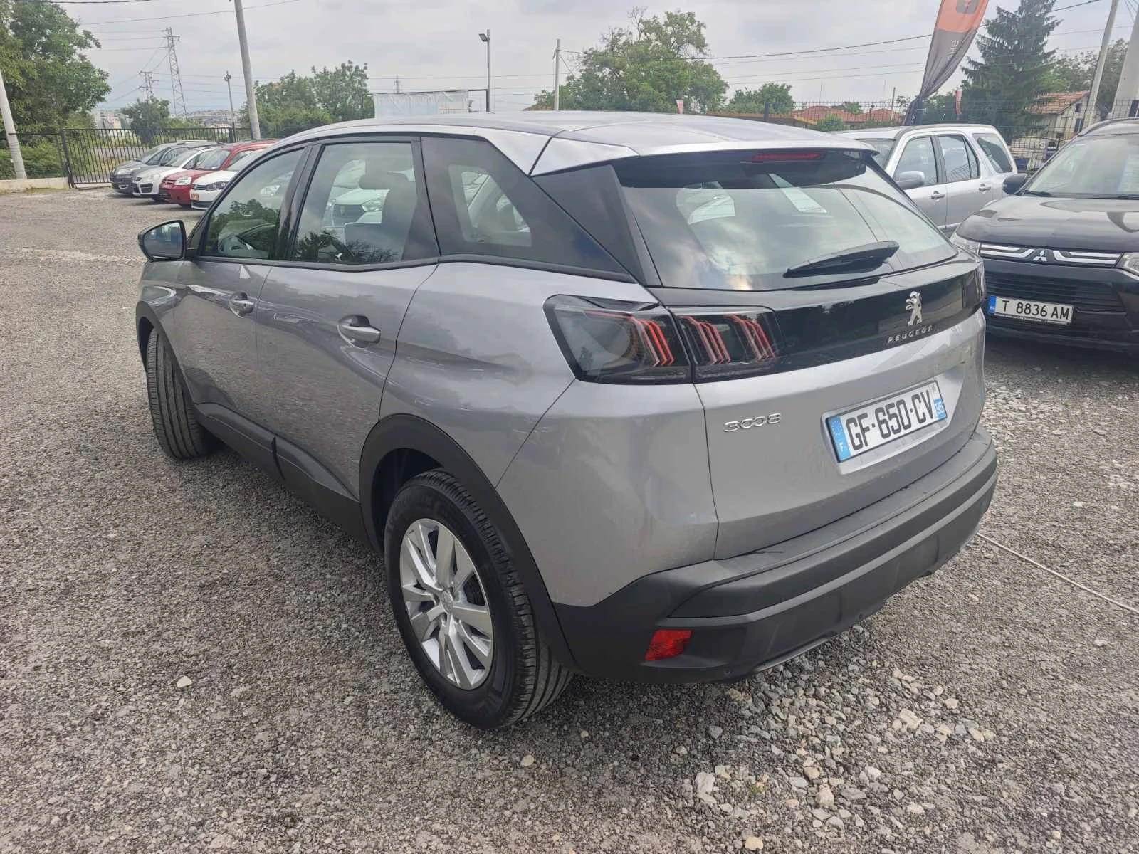 Peugeot 3008 1.5/130KC, снимка 4 - Автомобили и джипове - 54781063