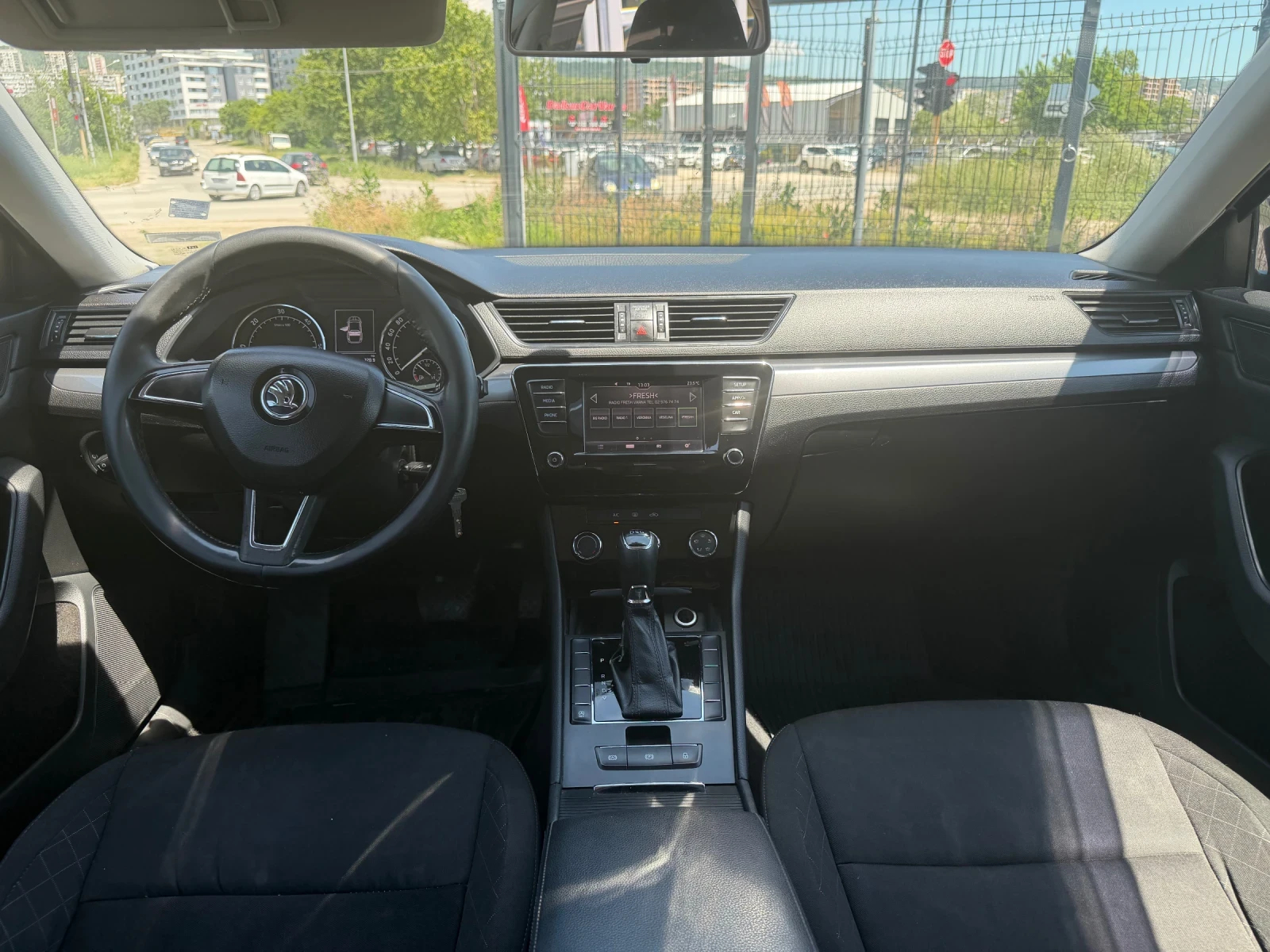 Skoda Superb 2.0 TDI DSG 150hp, снимка 7 - Автомобили и джипове - 54793938