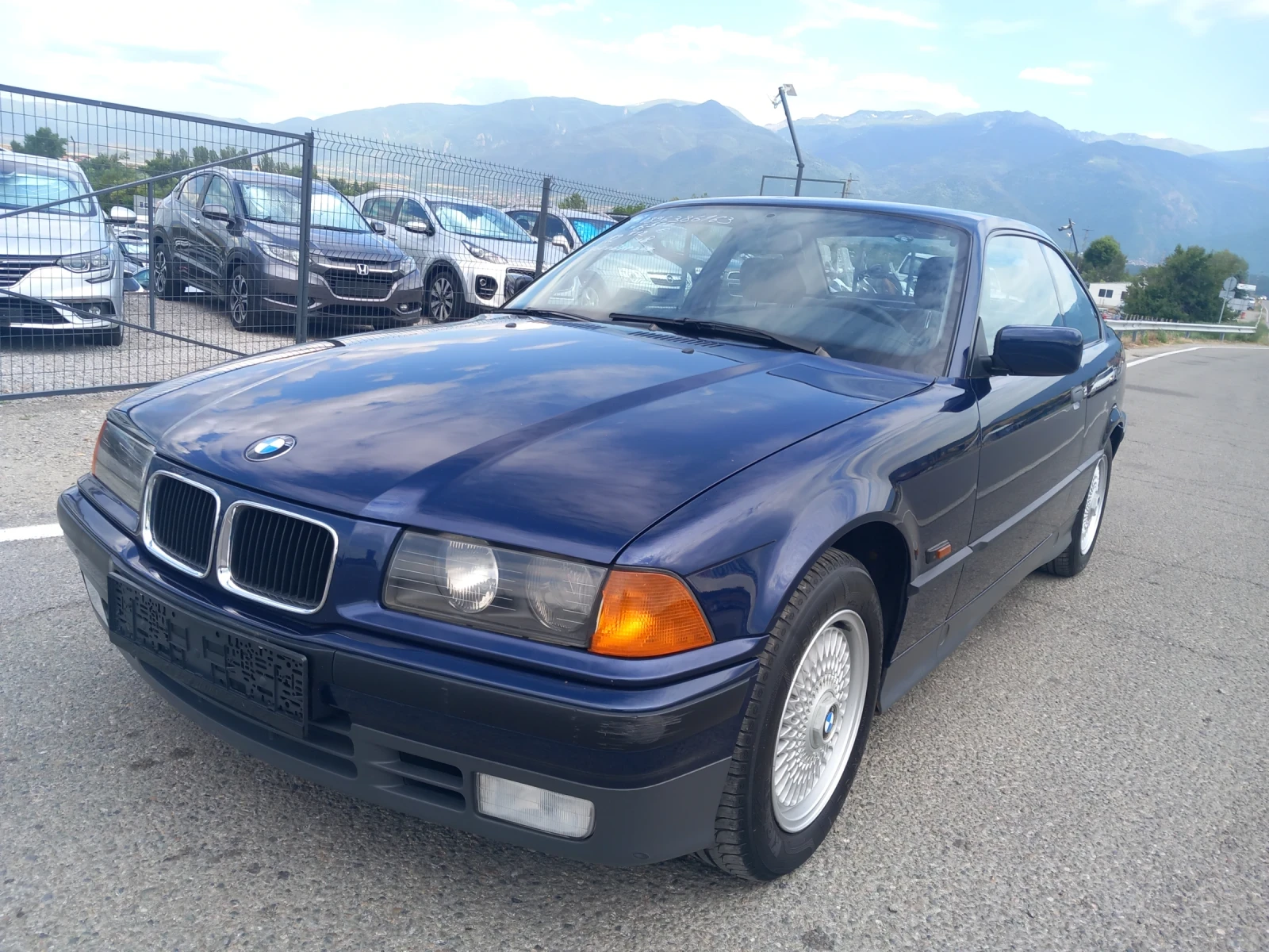 BMW 318 318 IS, снимка 3 - Автомобили и джипове - 55301083
