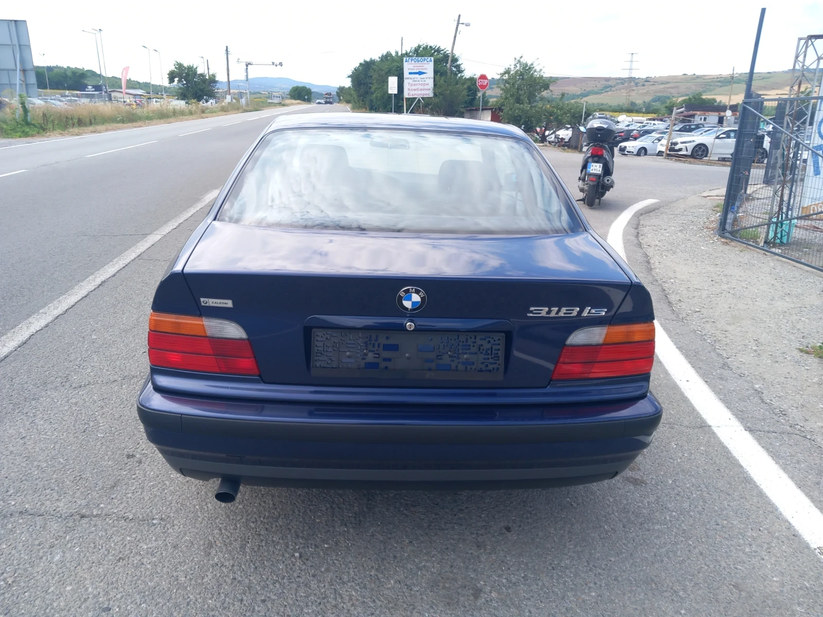 BMW 318 318 IS, снимка 5 - Автомобили и джипове - 55301083