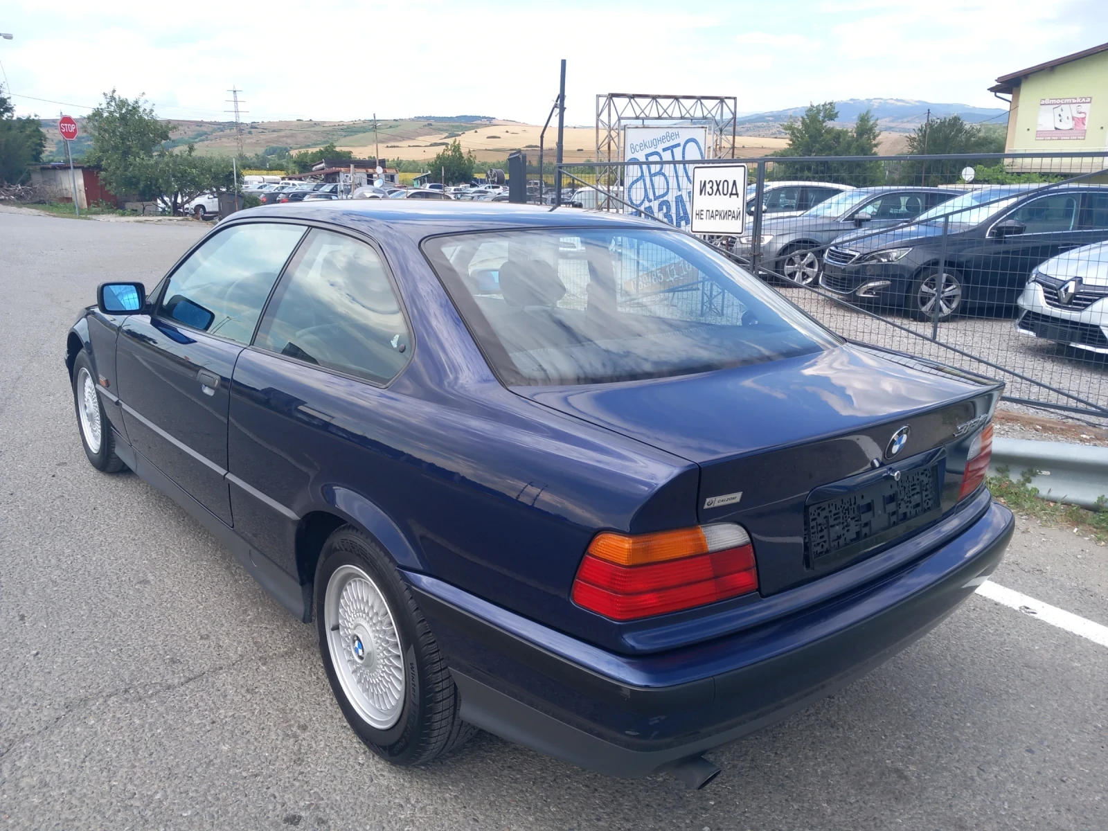BMW 318 318 IS, снимка 4 - Автомобили и джипове - 55301083
