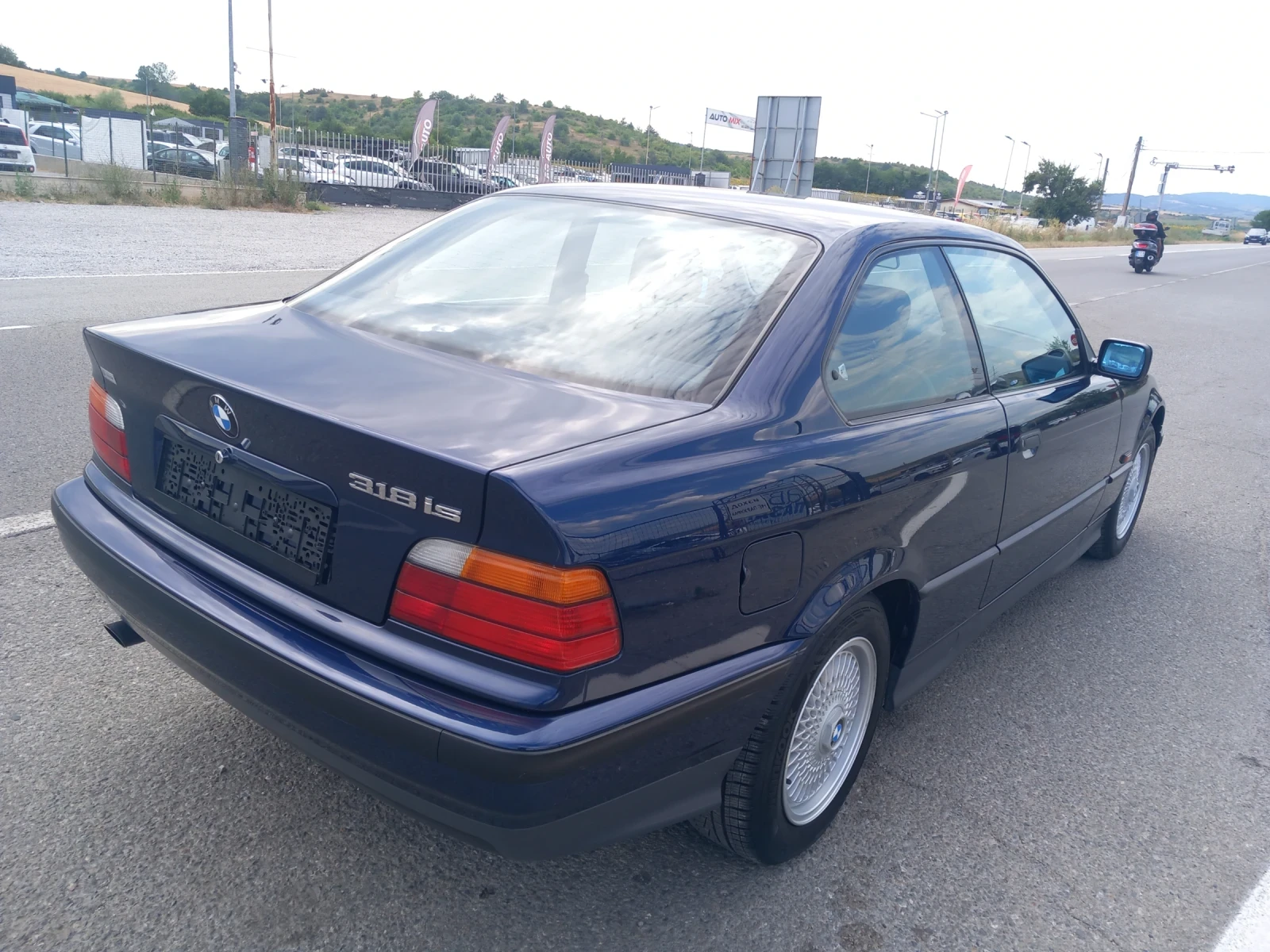 BMW 318 318 IS, снимка 6 - Автомобили и джипове - 55301083