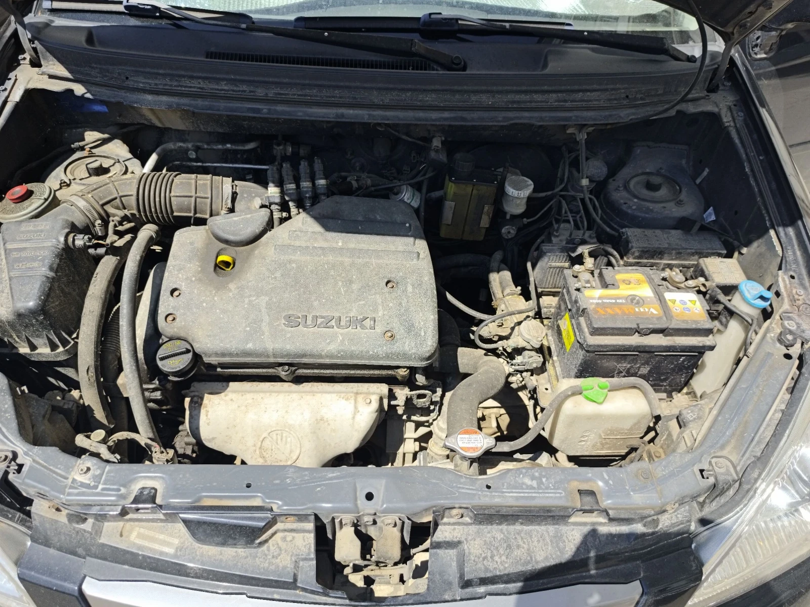 Suzuki Liana 1.6, снимка 7 - Автомобили и джипове - 55380650
