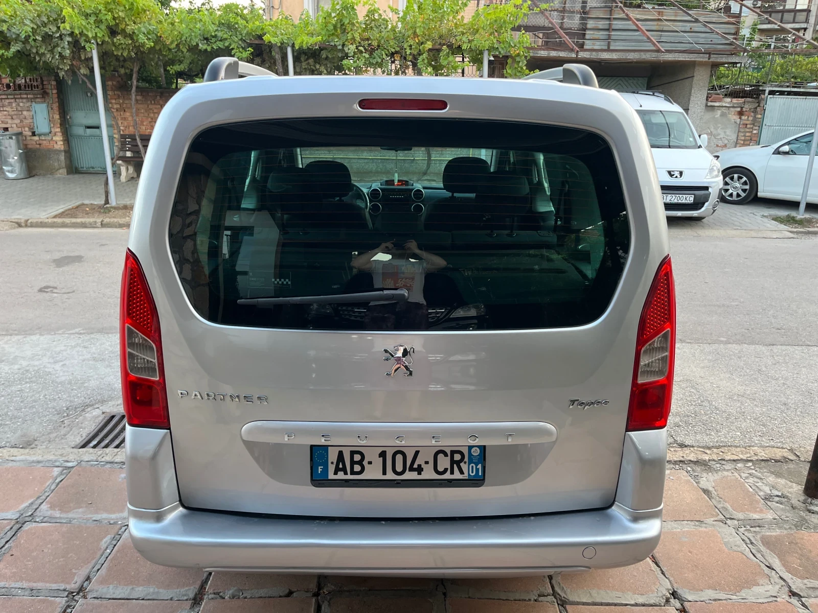 Peugeot Partner 1.6-92к.с , снимка 4 - Автомобили и джипове - 55551971
