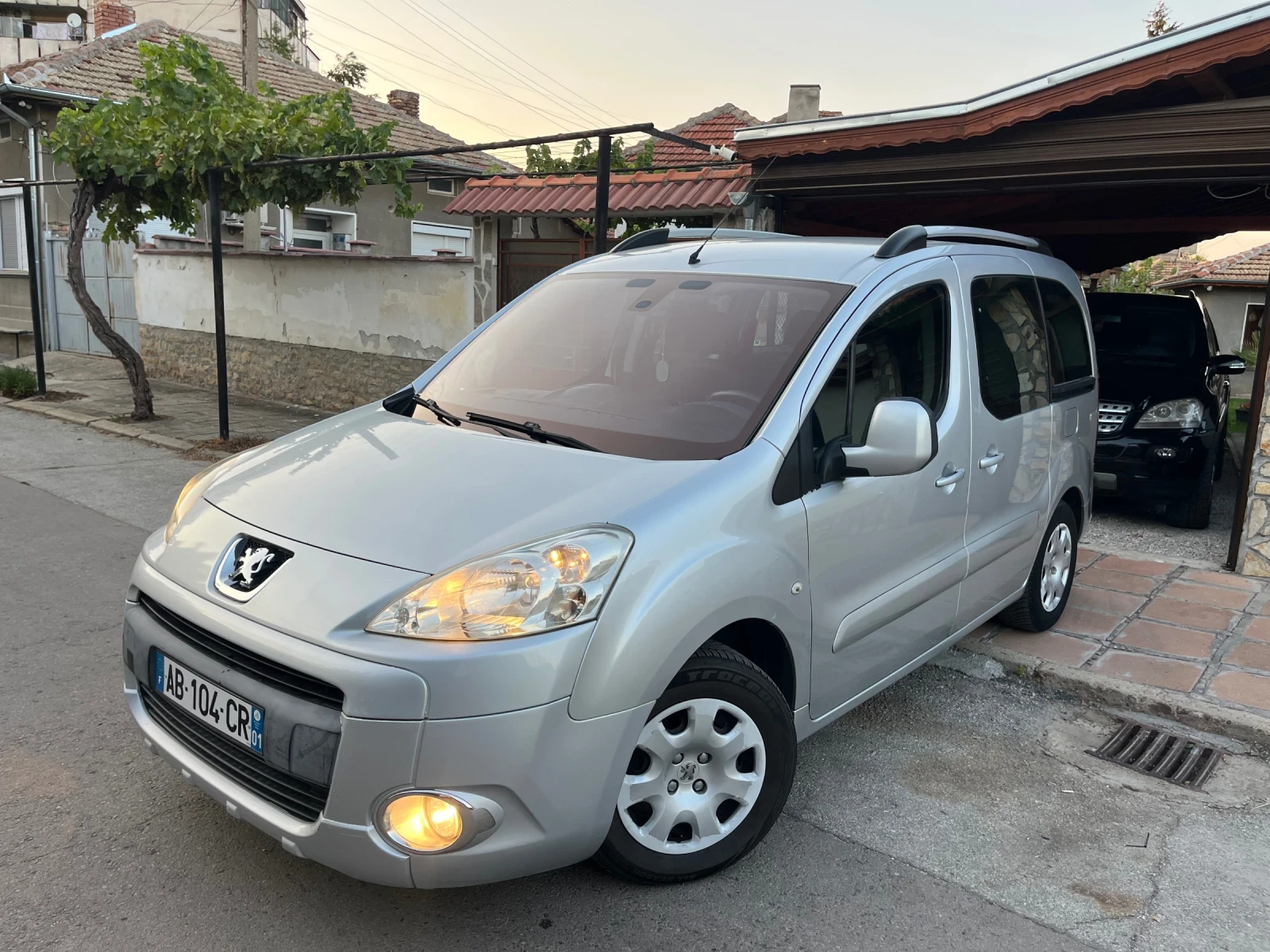 Peugeot Partner 1.6-92к.с , снимка 2 - Автомобили и джипове - 55551971