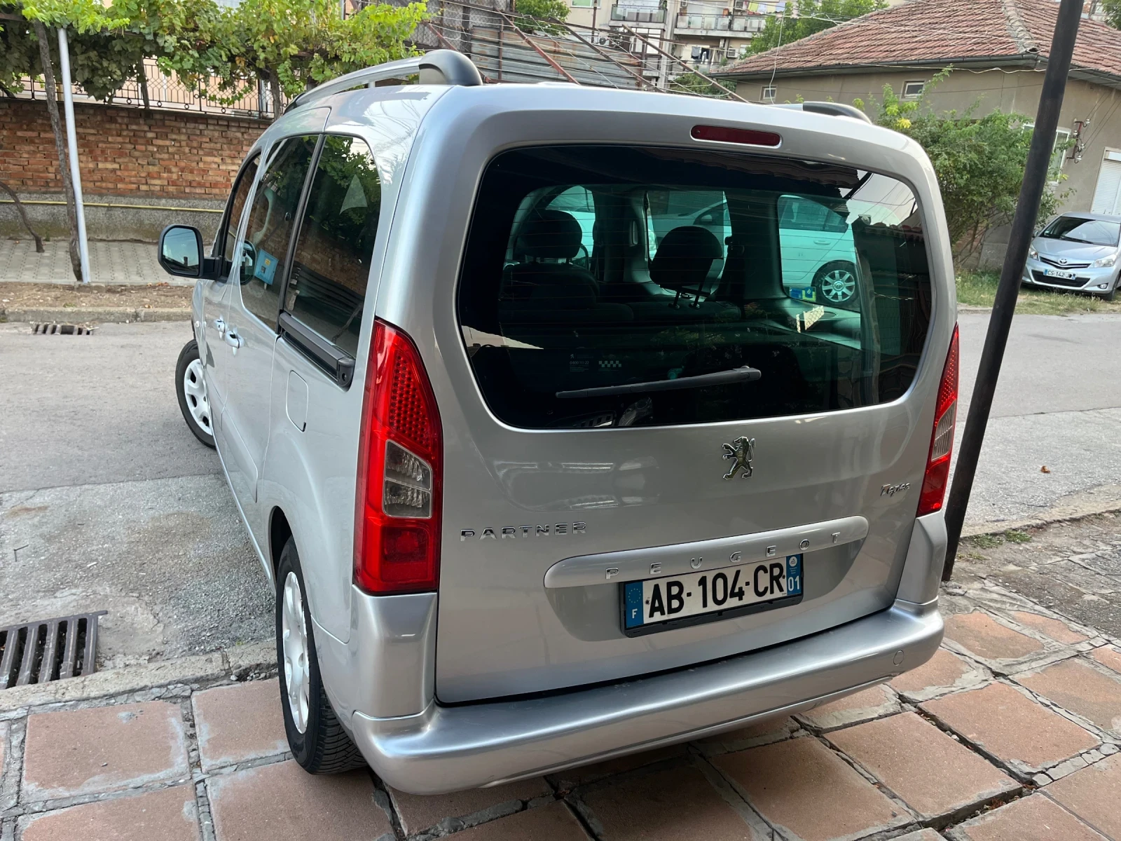 Peugeot Partner 1.6-92к.с , снимка 3 - Автомобили и джипове - 55551971