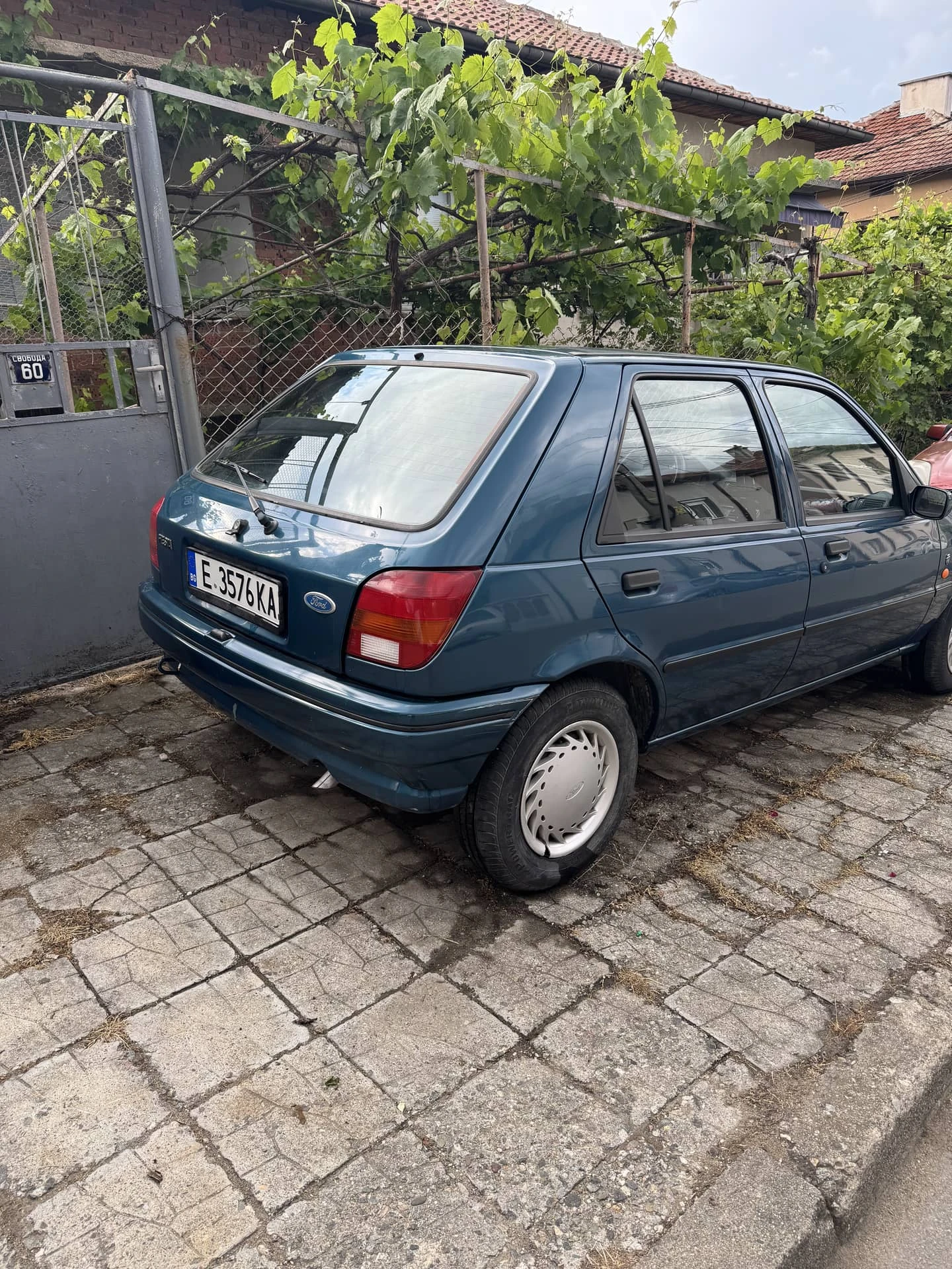 Ford Fiesta, снимка 4 - Автомобили и джипове - 55885426