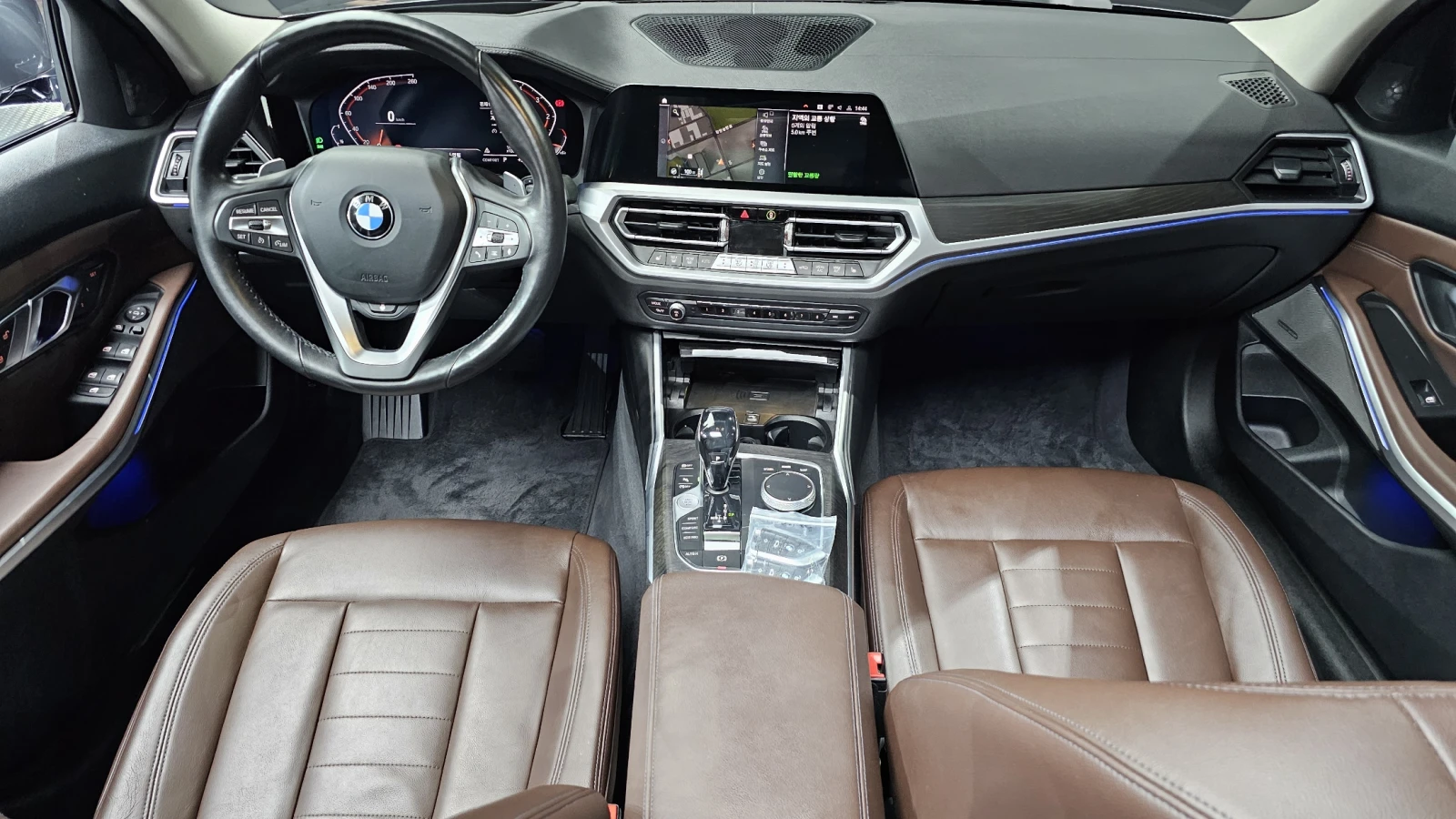 BMW 320 HARMAN* HUD* КАМЕРА* ПОДГРЕВ* ШИБИДАХ* КРАЙНА ЦЕНА, снимка 6 - Автомобили и джипове - 56059986