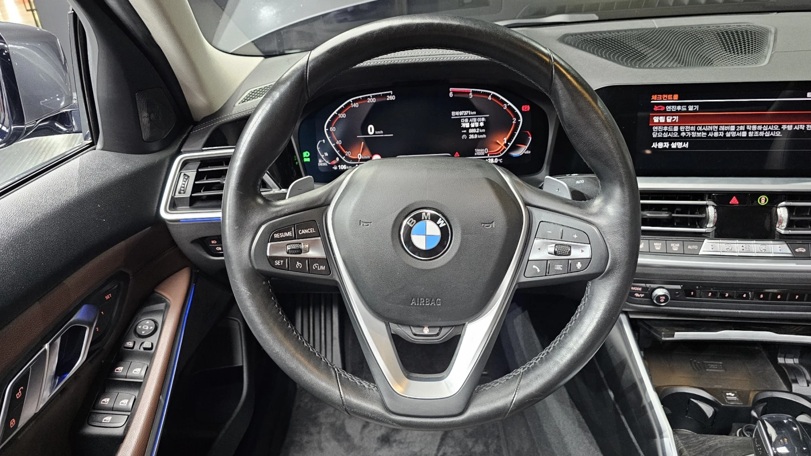 BMW 320 HARMAN* HUD* КАМЕРА* ПОДГРЕВ* ШИБИДАХ* КРАЙНА ЦЕНА, снимка 5 - Автомобили и джипове - 56059986