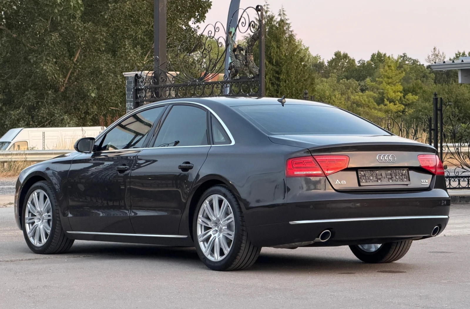 Audi A8 4.2TDI QUATTRO ИТАЛИЯ, снимка 3 - Автомобили и джипове - 56149274