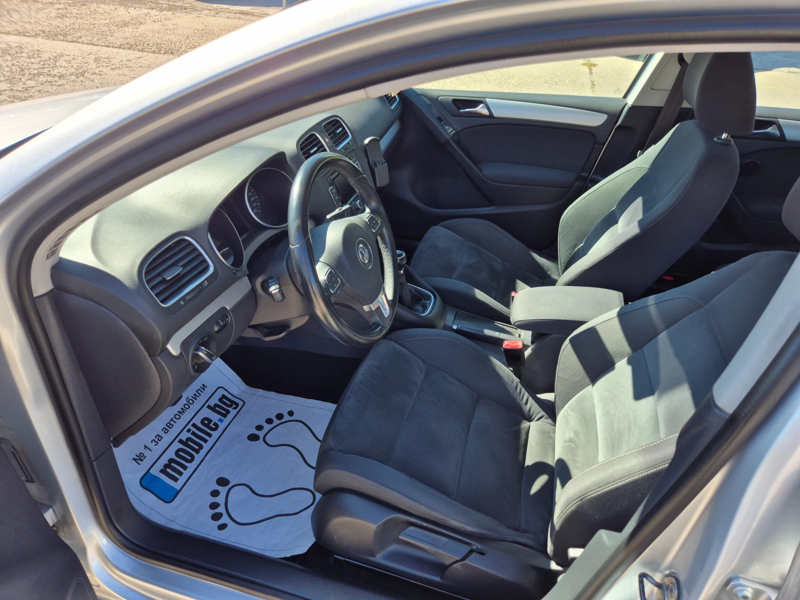 VW Golf 1.6i-Газ, Италия, снимка 5 - Автомобили и джипове - 56336696