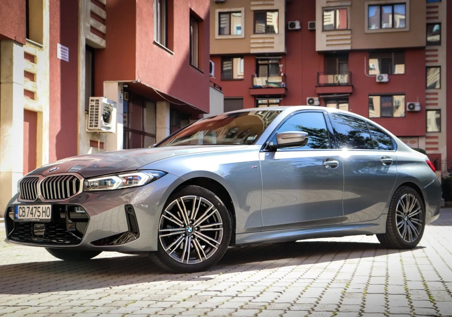 BMW 320 Shadow line / M sport, снимка 14 - Автомобили и джипове - 56717160