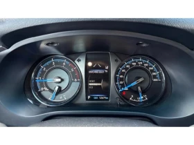 Toyota Hilux 2.8D Hybrid 48V AT Invincible JBL, снимка 14