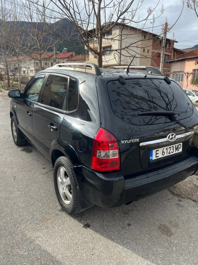 Hyundai Tucson, снимка 7 - Автомобили и джипове - 48471204