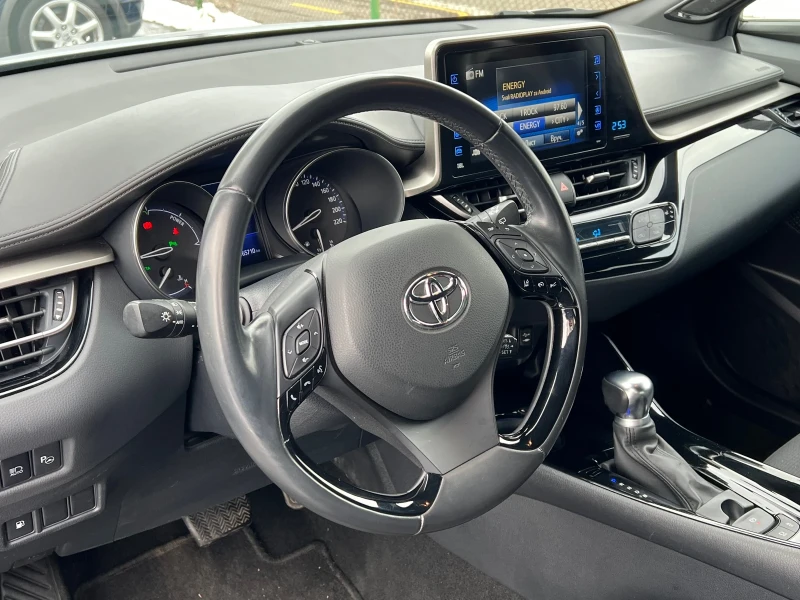 Toyota C-HR HYBRID , снимка 7 - Автомобили и джипове - 48666820