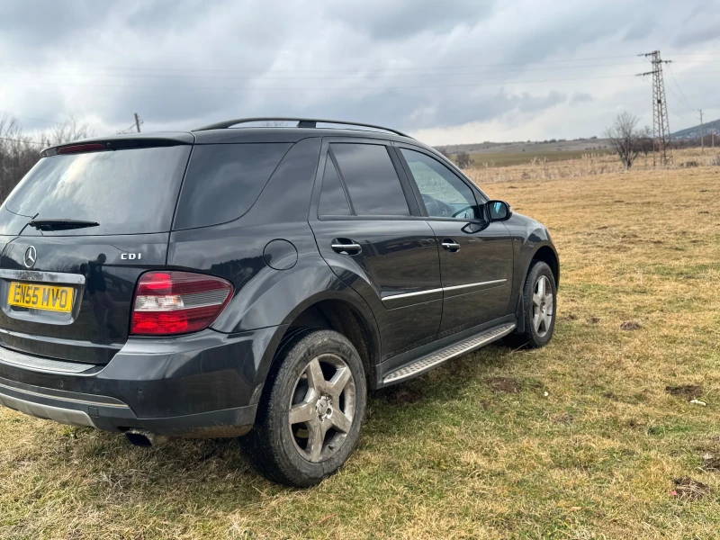 Mercedes-Benz ML 320, снимка 5 - Автомобили и джипове - 49326398