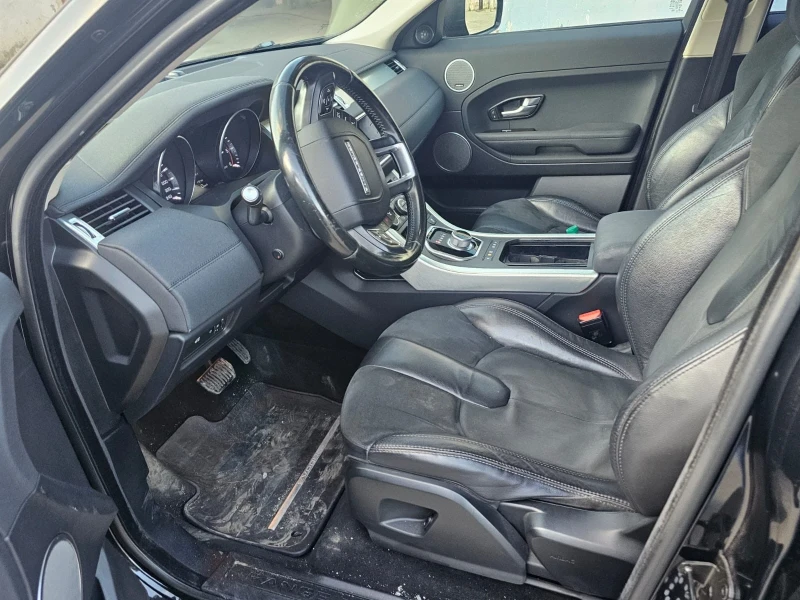 Land Rover Evoque 2.2D, снимка 8 - Автомобили и джипове - 49565216