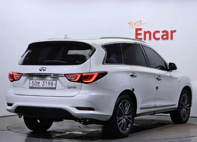 Infiniti QX60 3.5 AWD - изображение 2