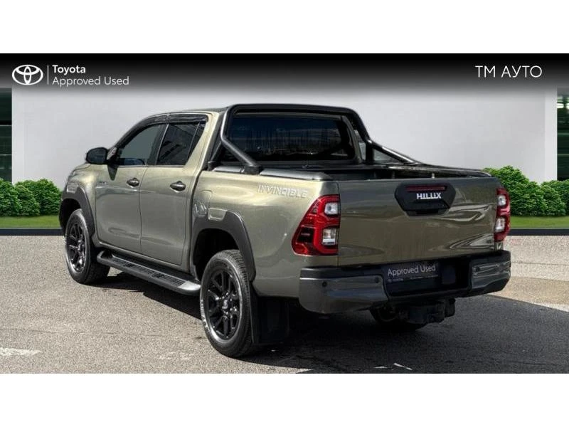 Toyota Hilux 2.8D Hybrid 48V AT Invincible JBL, снимка 2 - Автомобили и джипове - 56251413