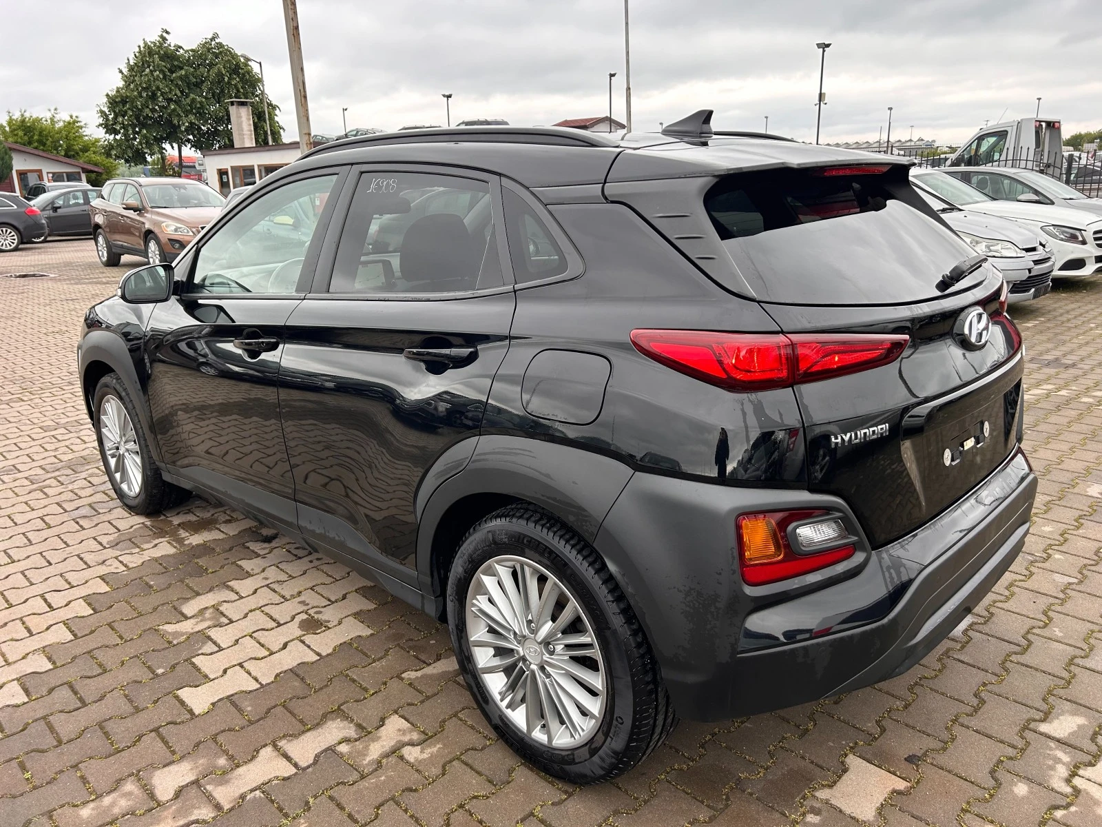 Hyundai Kona 1.6CRDI NAVI/KAMERA EURO 6 ЛИЗИНГ - изображение 8