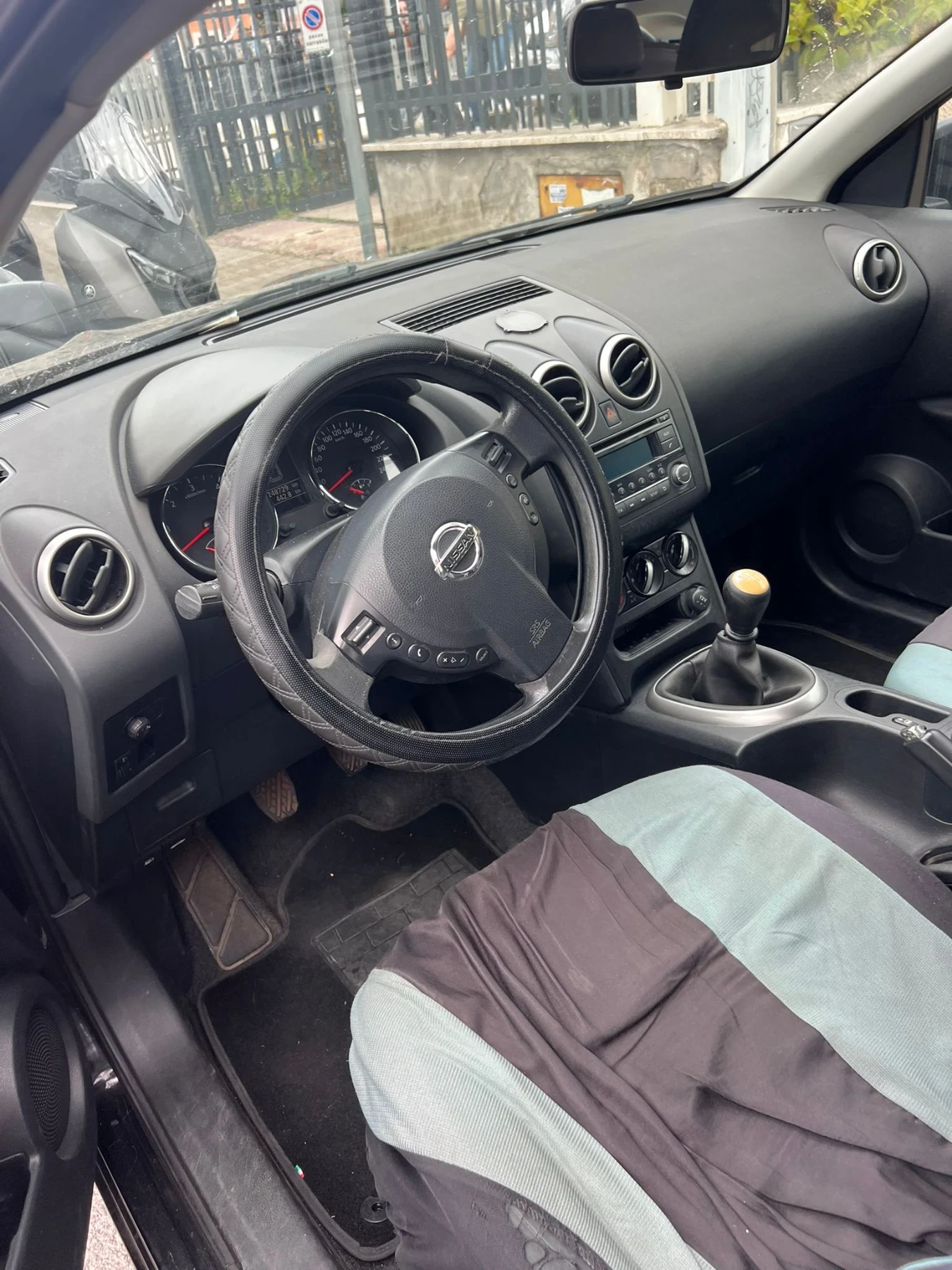Nissan Qashqai 1.5 DCI - изображение 6
