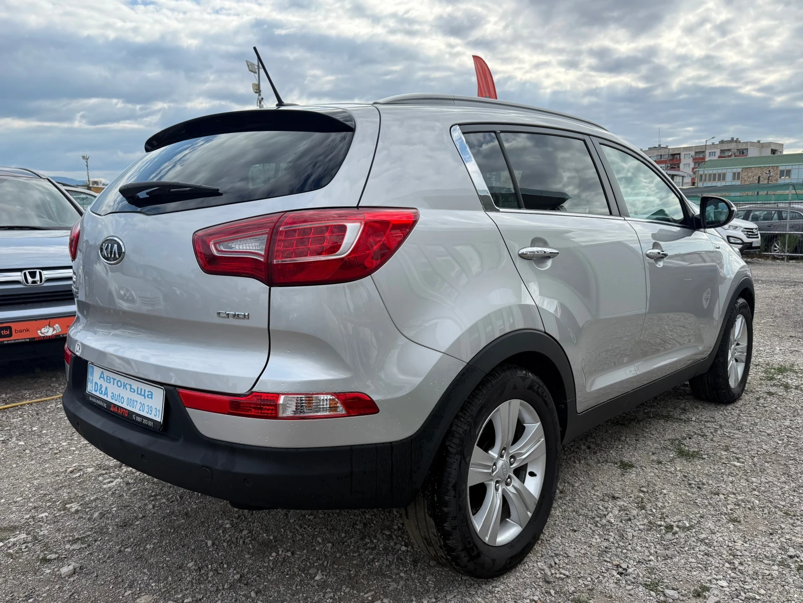 Kia Sportage 2.0CRDI AWD Швейцария - изображение 7