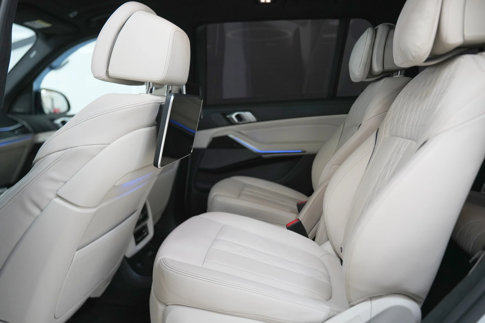 BMW X7 M50i xDrive Individual Shadow Line | Mobile.bg   12