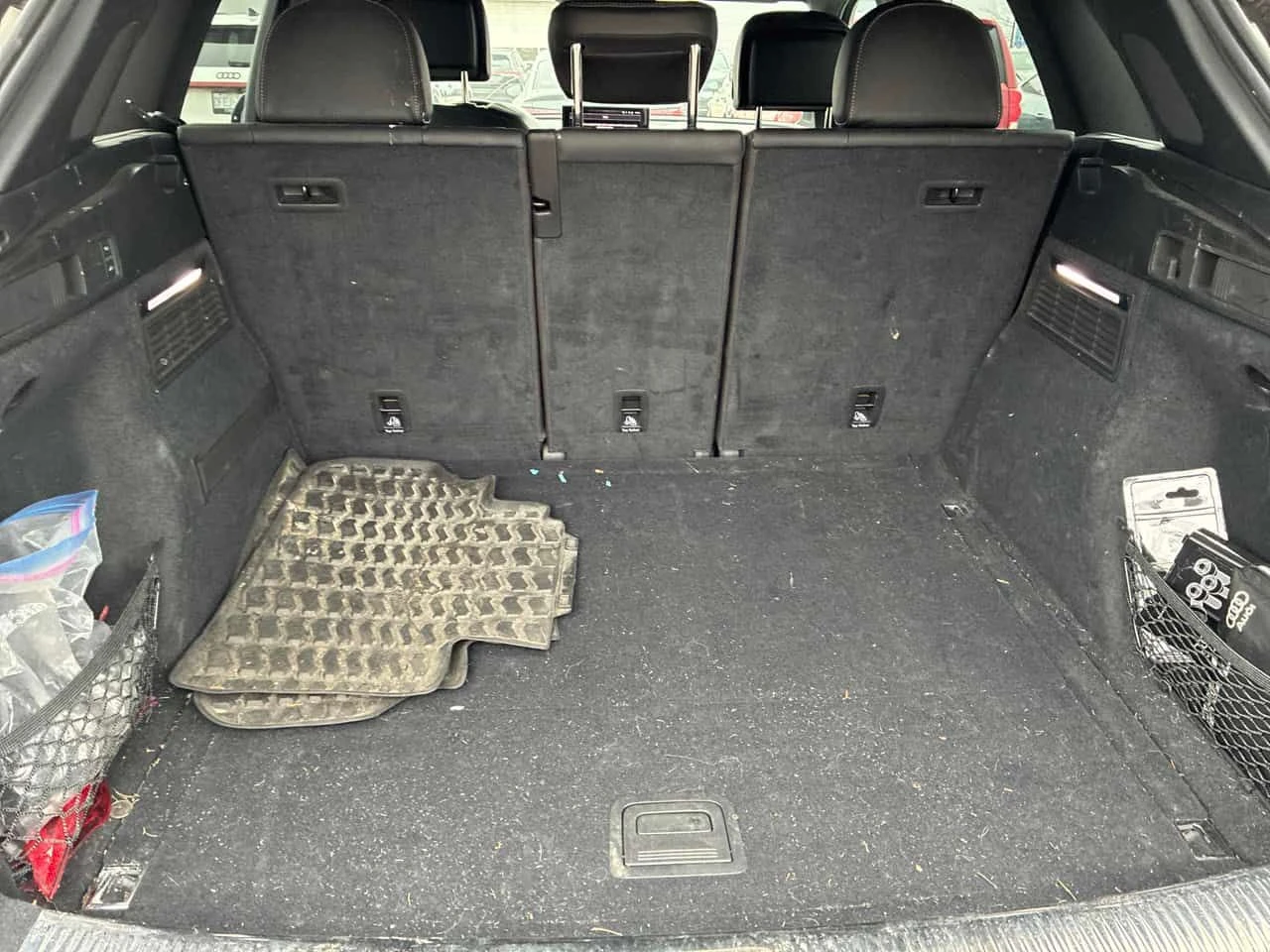 Audi SQ5 Technik/DIS/360/PANO/ПРЕДСТАВИТЕЛСТВО НА AUDI, снимка 13 - Автомобили и джипове - 53788515