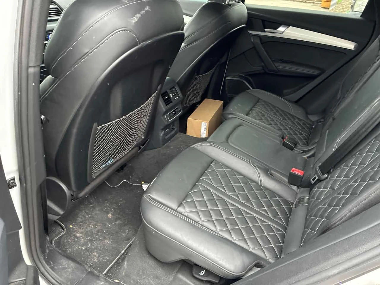 Audi SQ5 Technik/DIS/360/PANO/ПРЕДСТАВИТЕЛСТВО НА AUDI, снимка 12 - Автомобили и джипове - 53788515